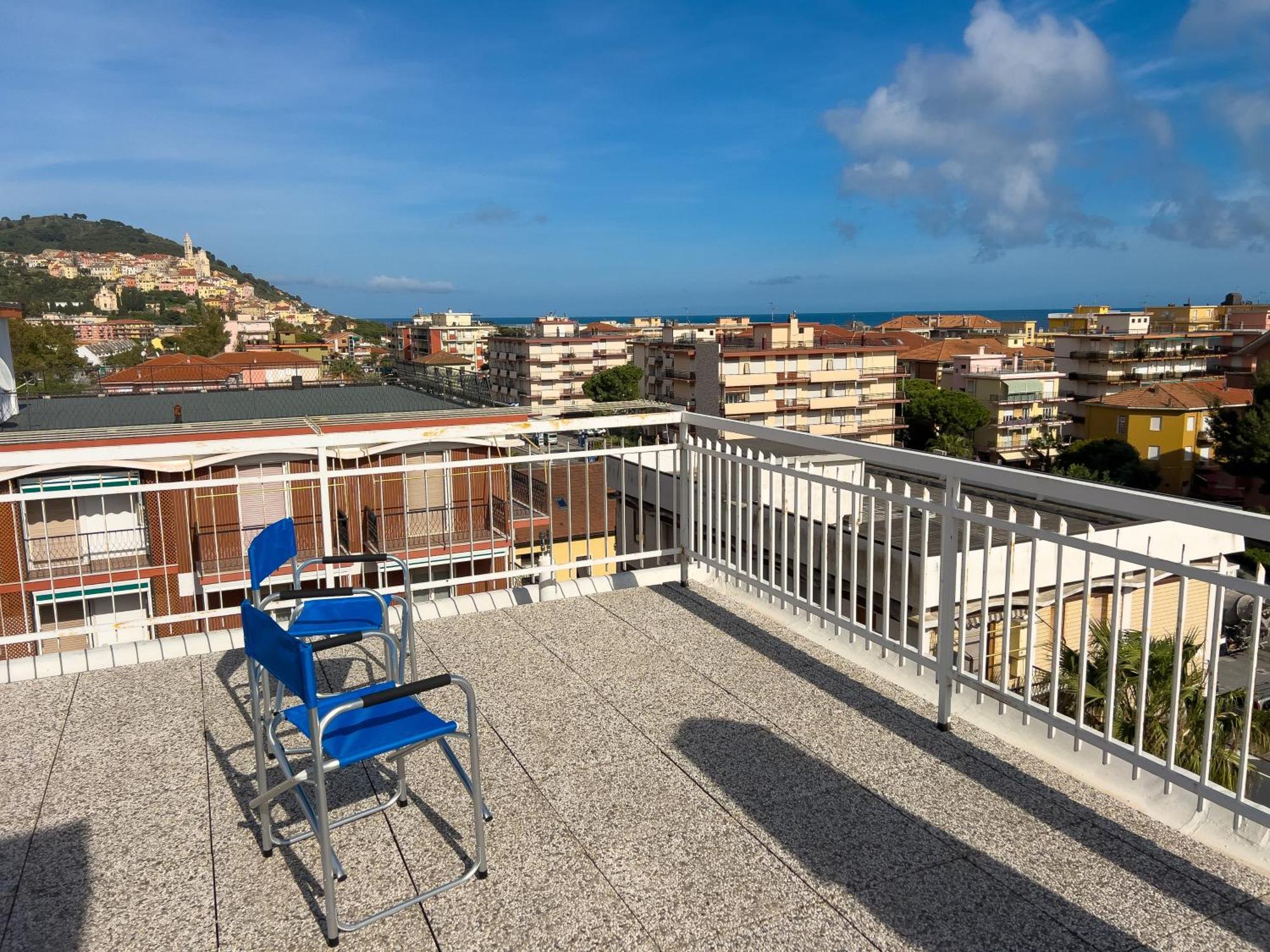Casa Carlotta Lägenhet San Bartolomeo Al Mare Exteriör bild